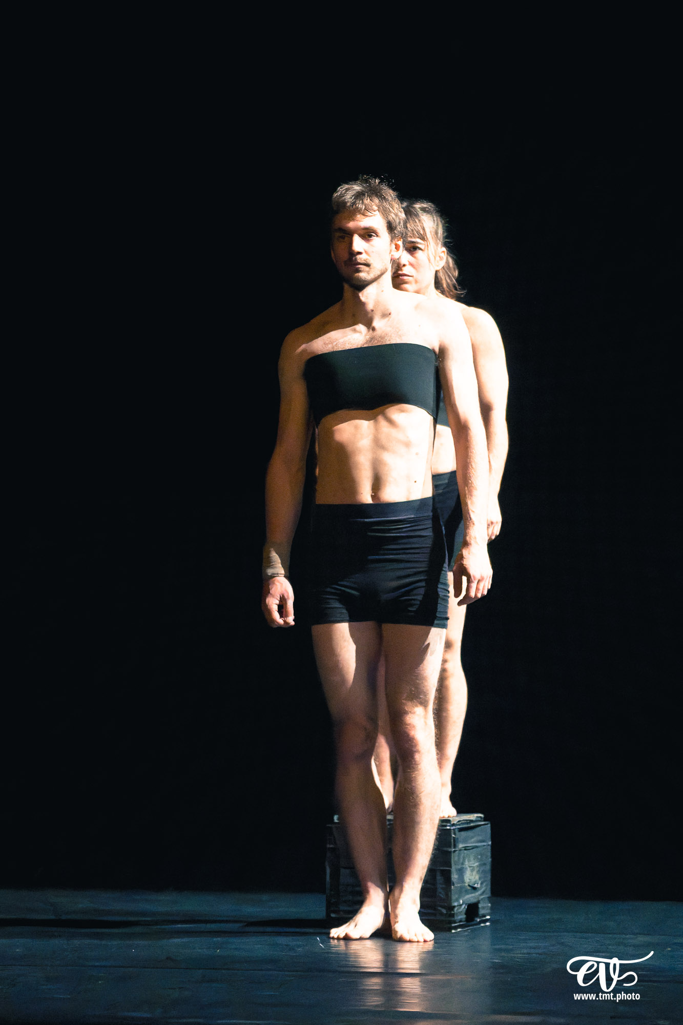 N.ORMES (AGATHE & ADRIEN)